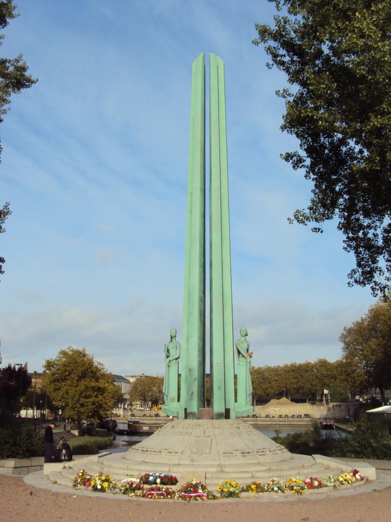 monument aux Cinquante Otages, Nantes