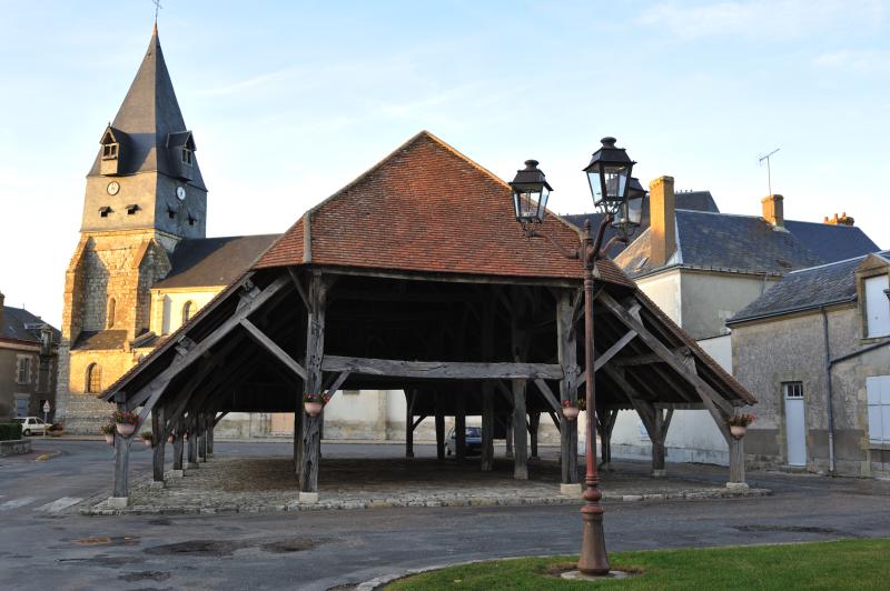 Halle, Aschères-le-Marché