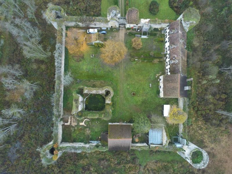 Château de Mez-le-Maréchal (ou Metz-le-Maréchal) et église du Mez, Dordives
