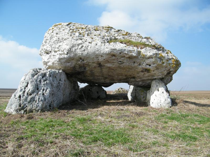 Dolmen dit de Coulmiers, Épieds-en-Beauce