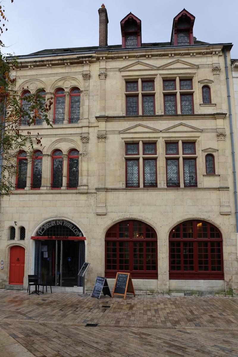 Immeubles, actuellement Service départemental de l'Architecture et du Patrimoine (SDAP), Orléans