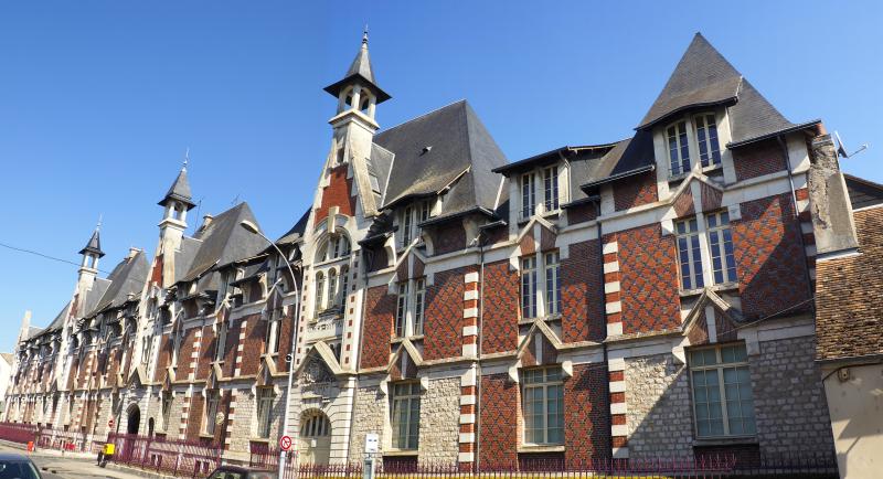 Ancien couvent des Ursulines, ancien hôpital