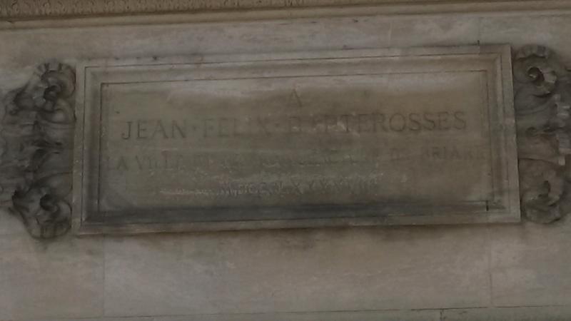 Monument de Jean-Félix Bapterosses, Briare
