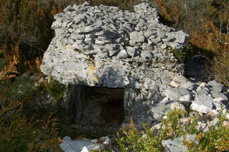 Dolmen du Mas de Labat, Cénevières