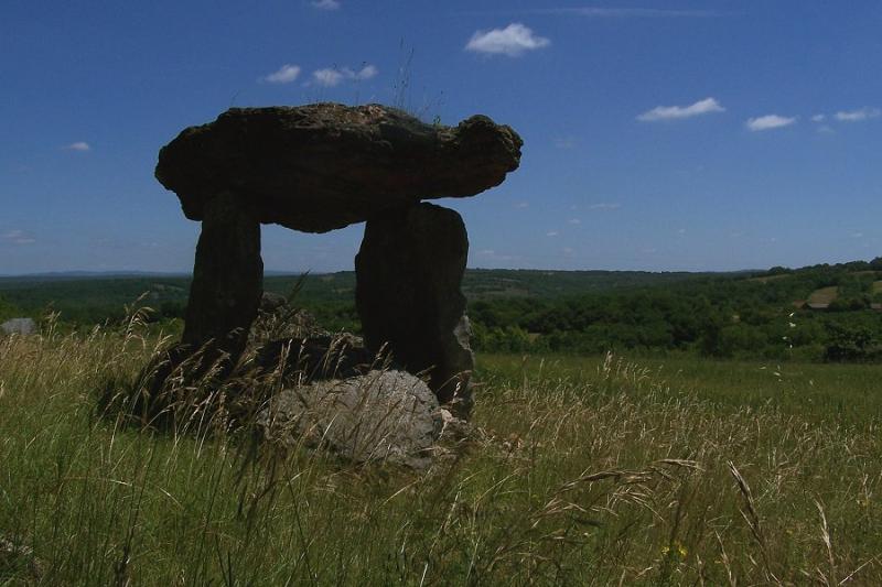Dolmen des Cloups, Ginouillac
