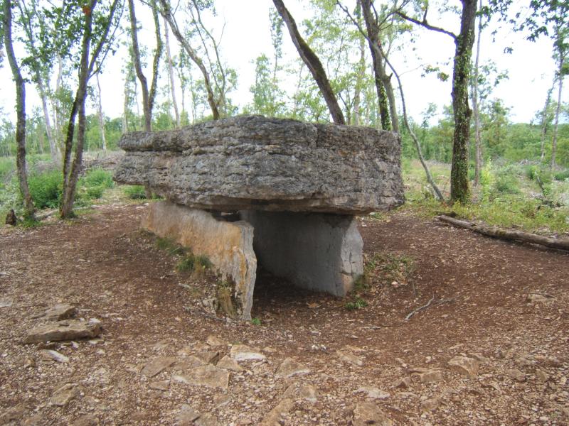 Dolmen dit d'Agarnel