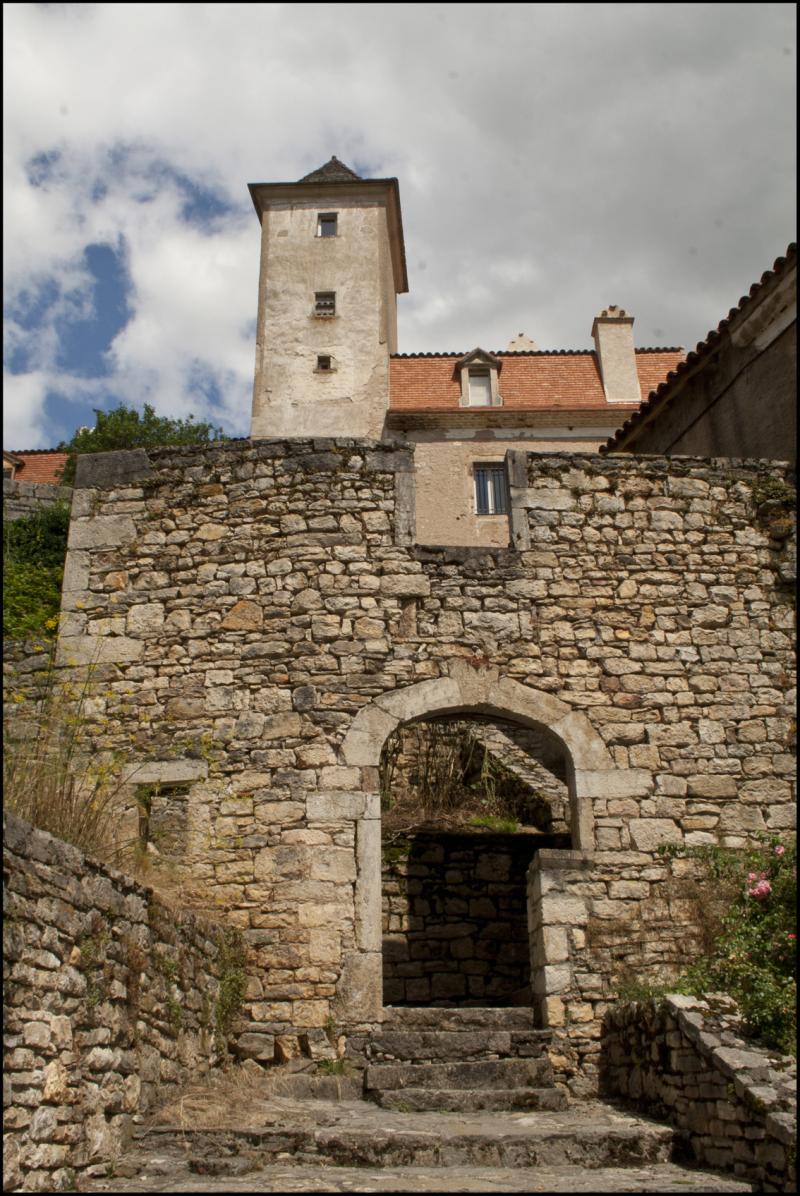 Castrum ou château de Larnagol, Larnagol
