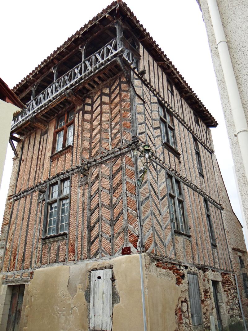 Maison à pans de bois, Clairac