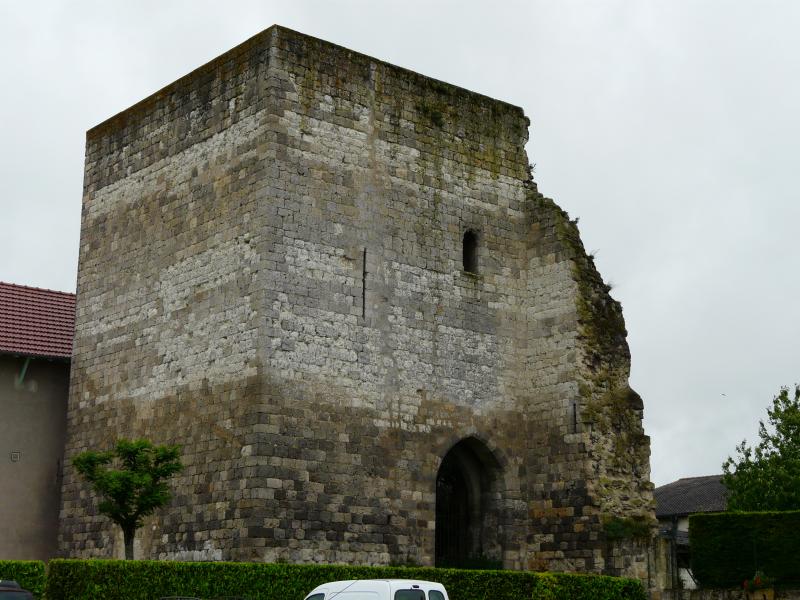 Tour, Espiens