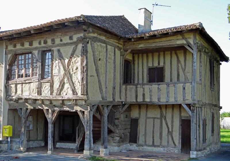 Maison à empilage de poutres de Saint-Dizier, Cavarc