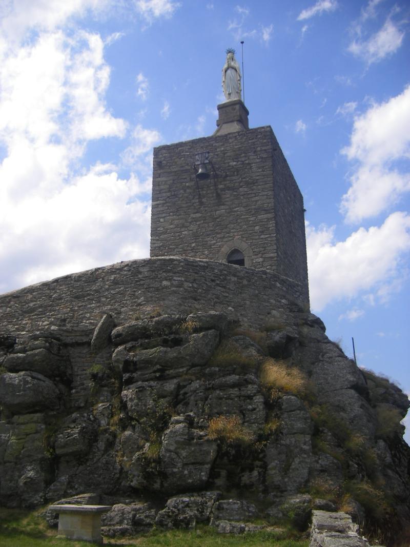 Église Saint-Pierre, Luc