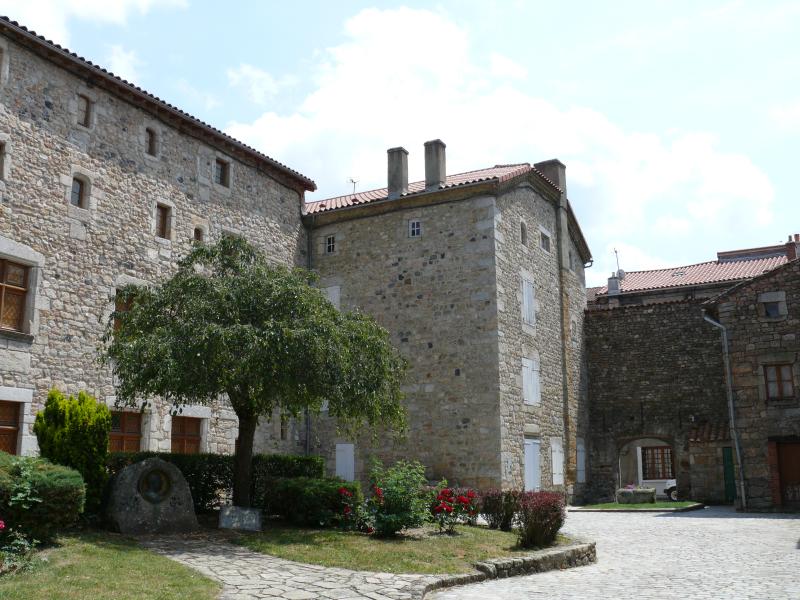 Ancien couvent des Ursulines, Le Malzieu-Ville
