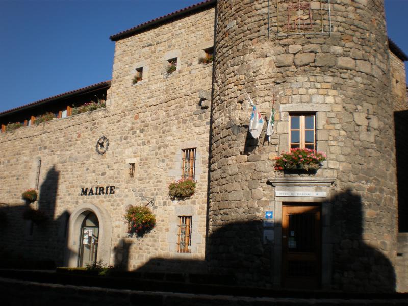 Remparts, Le Malzieu-Ville