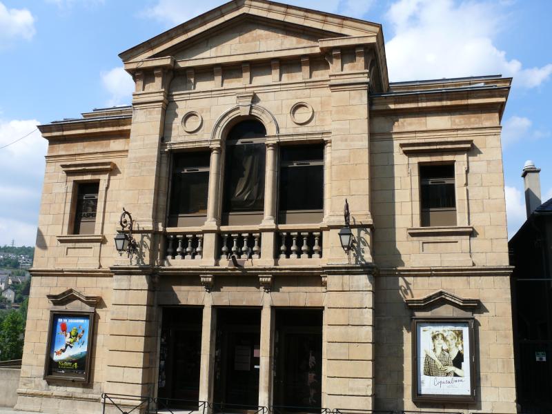 Ancien théâtre, actuellement cinéma le Trianon, Mende