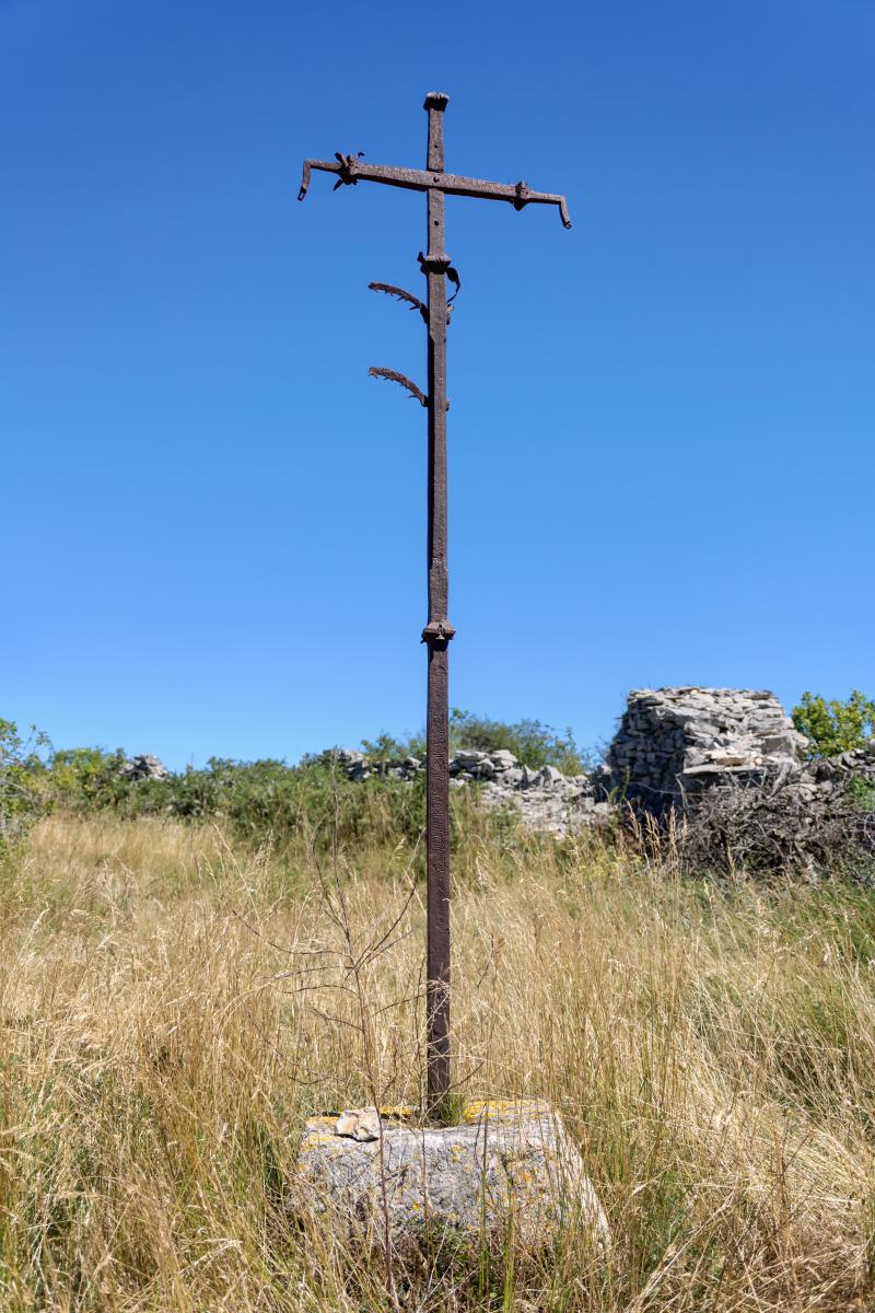 Croix en fer forgé, Gorges du Tarn Causses