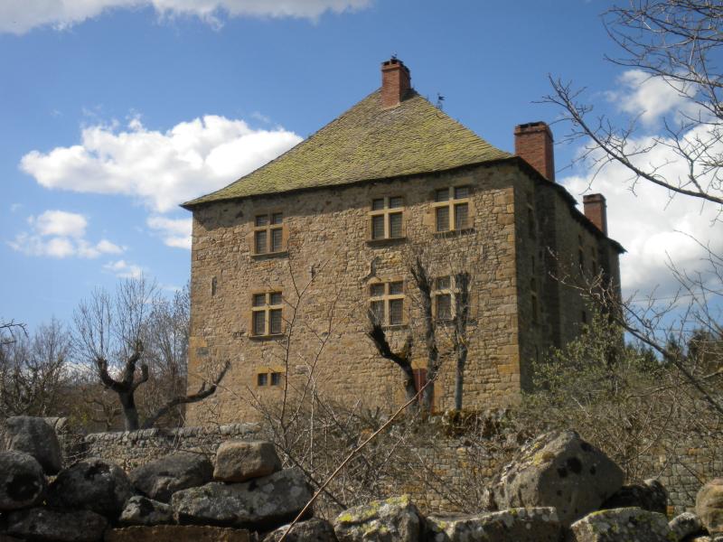 Maison forte de Bahours, Mende