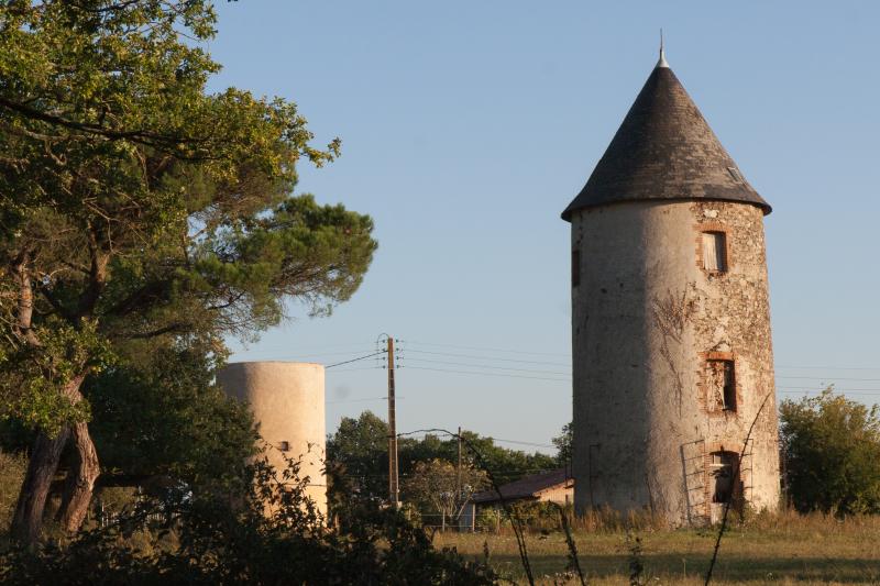 Moulins à vent de Péronne, Chanteloup-les-Bois