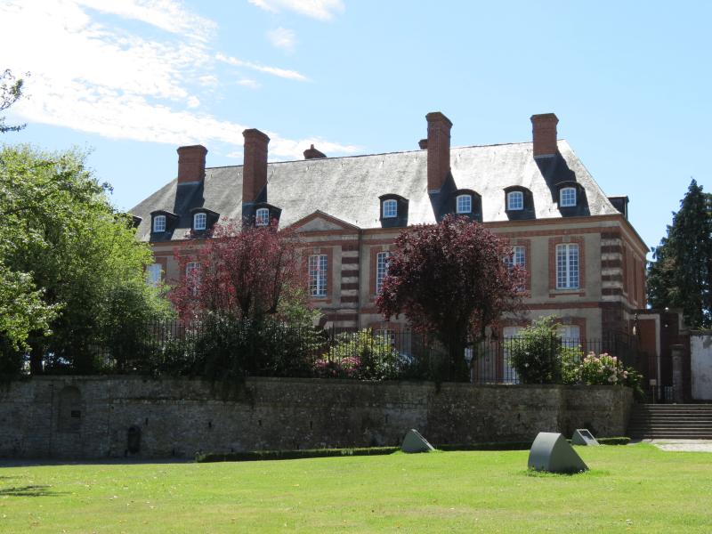 Ancien évêché, Coutances