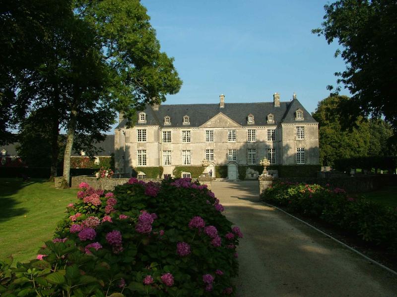 Château de Courcy, Fontenay-sur-Mer