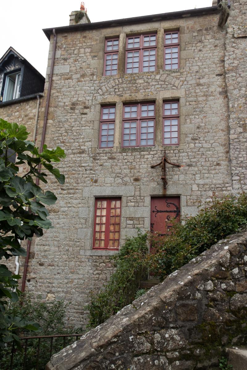 Vieux logis, Le Mont-Saint-Michel
