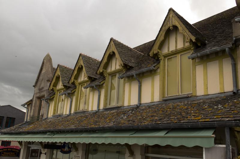 Maisons donnant sur la Grande-Rue et sur les remparts, Le Mont-Saint-Michel
