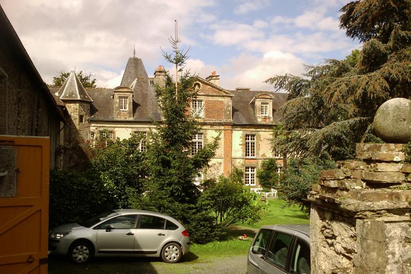 Manoir de Bosdel, Saint-Lô