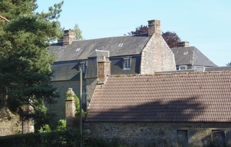 Château de Saint-Pois, Saint-Pois