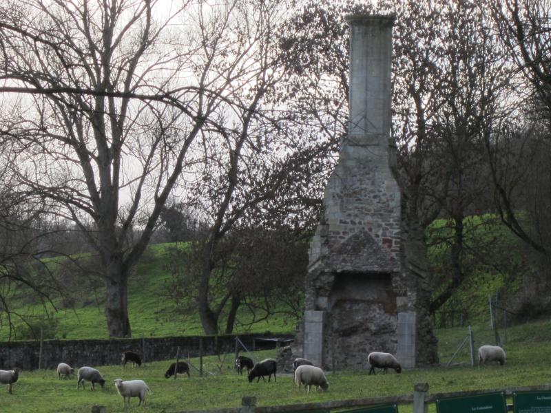 La grande cheminée, Quinéville