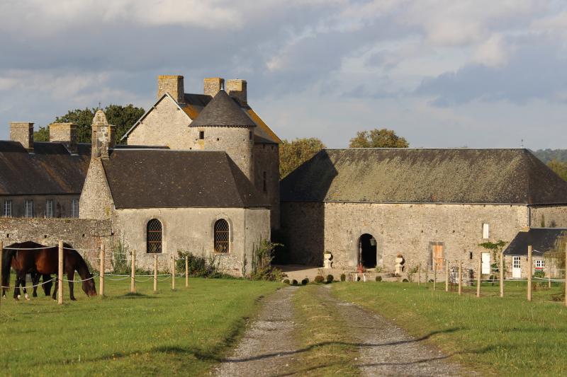 Manoir de Quettreville, dit Manoir de Surcouf