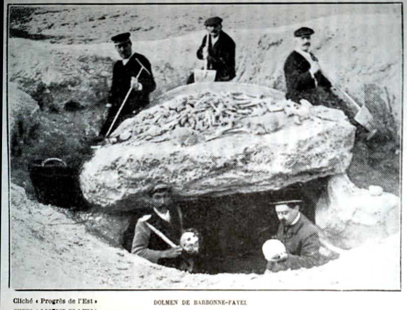 Dolmen sous tumulus, Barbonne-Fayel