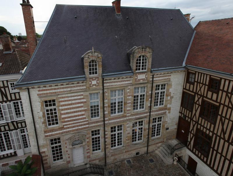 Hôtel, Châlons-en-Champagne