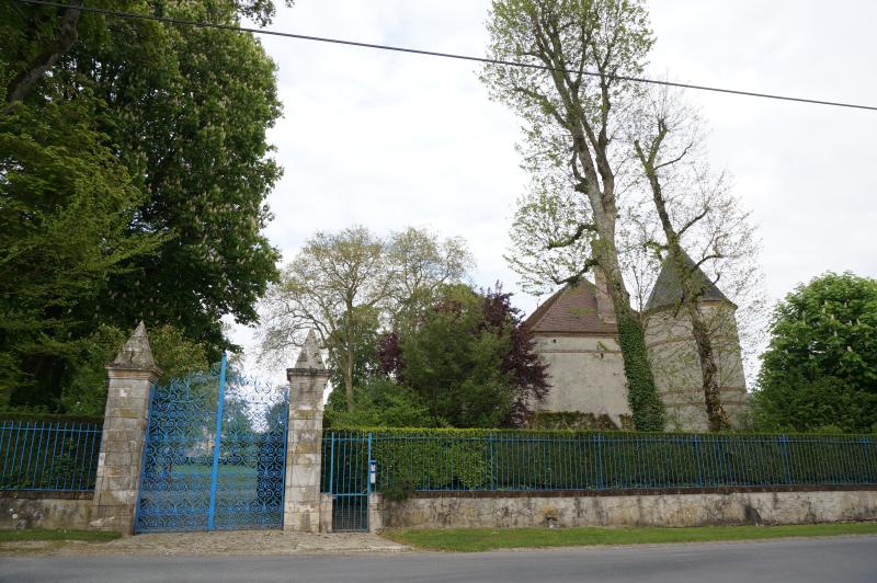 Château, Le Thoult-Trosnay