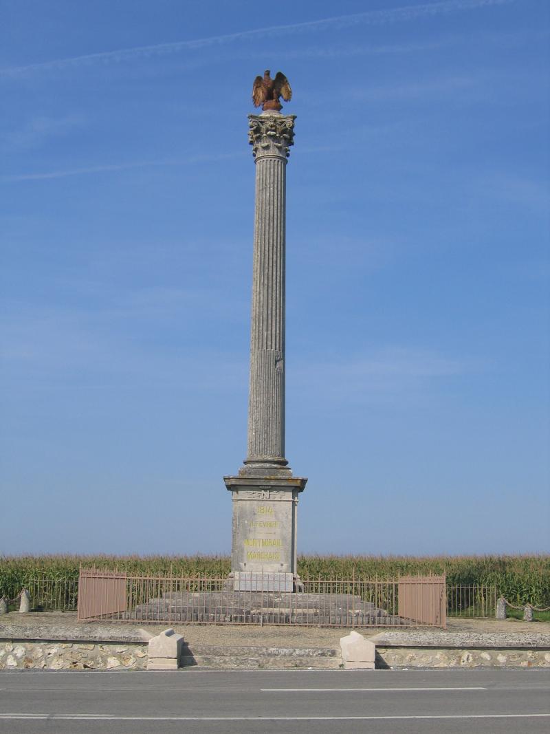 Colonne commémorative de Montmirail, Montmirail
