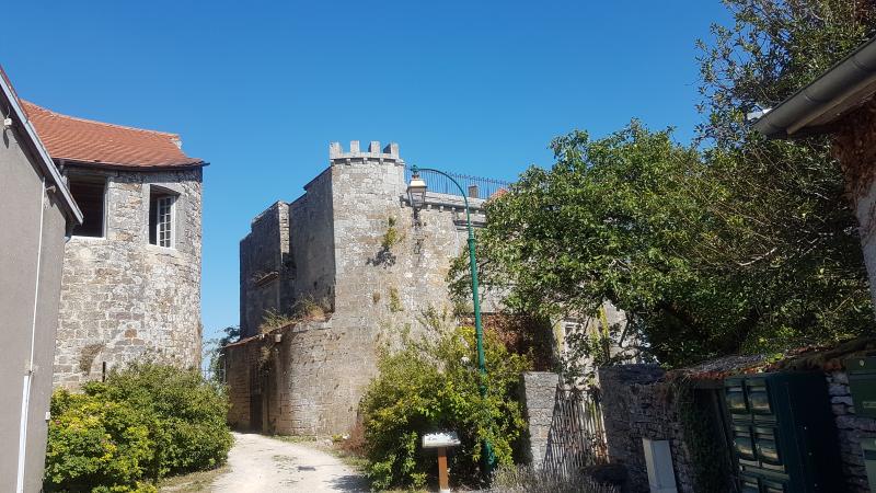 Château, Clefmont