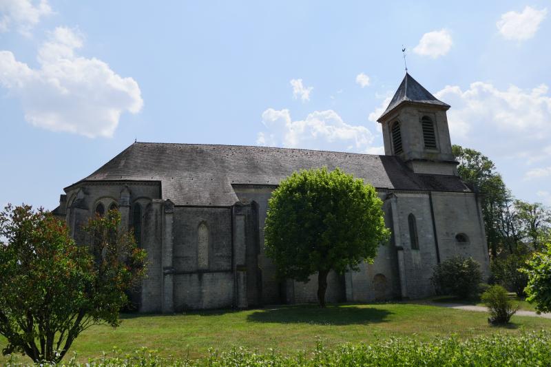 Eglise des Trois-Jumeaux, Saints-Geosmes