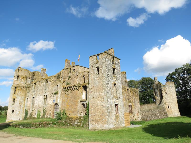 Château de Bois-Thibaut (restes)