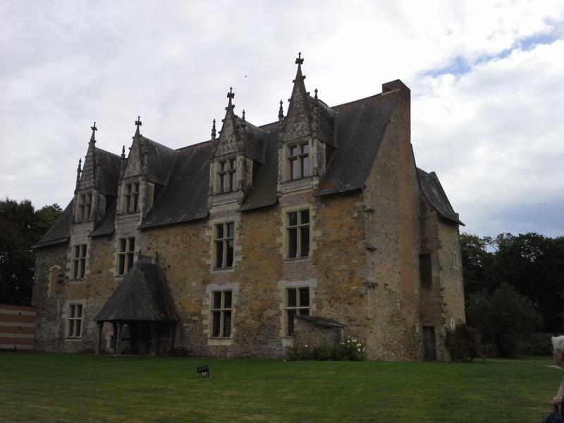 Château de Mortier-Crolles, Saint-Quentin-les-Anges