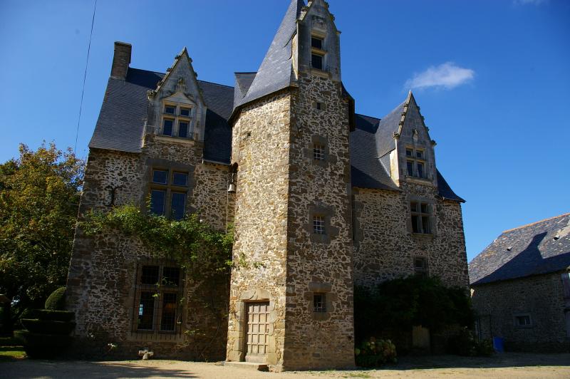 Manoir d'Aubigné (ancien), Vaiges