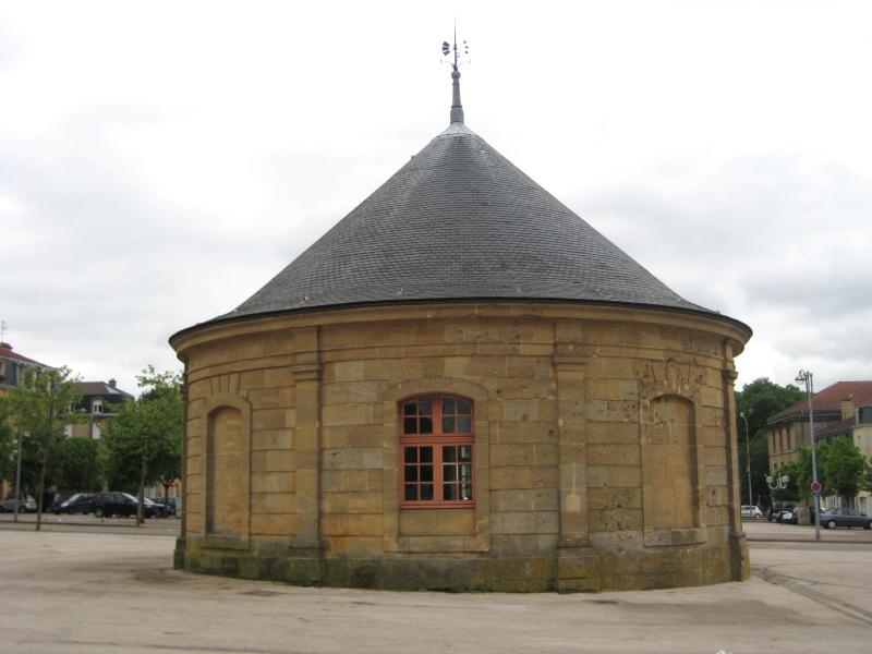 Puits couvert, à Longwy-Haut, Longwy