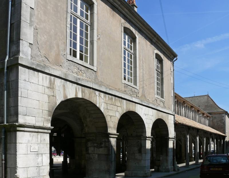 Halles, Mairie, Palais de Justice