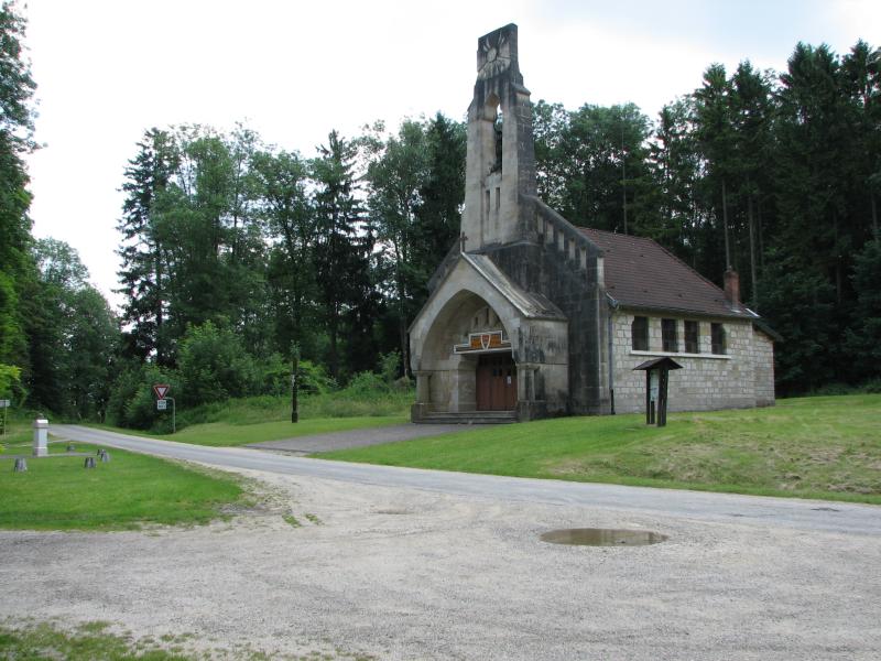 Chapelle Saint-Michel et la Fontaine du Souvenir, Ornes