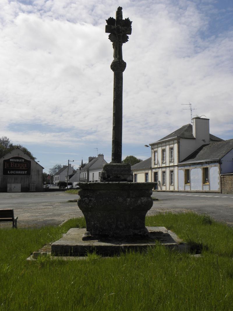 Croix Saint-Yves