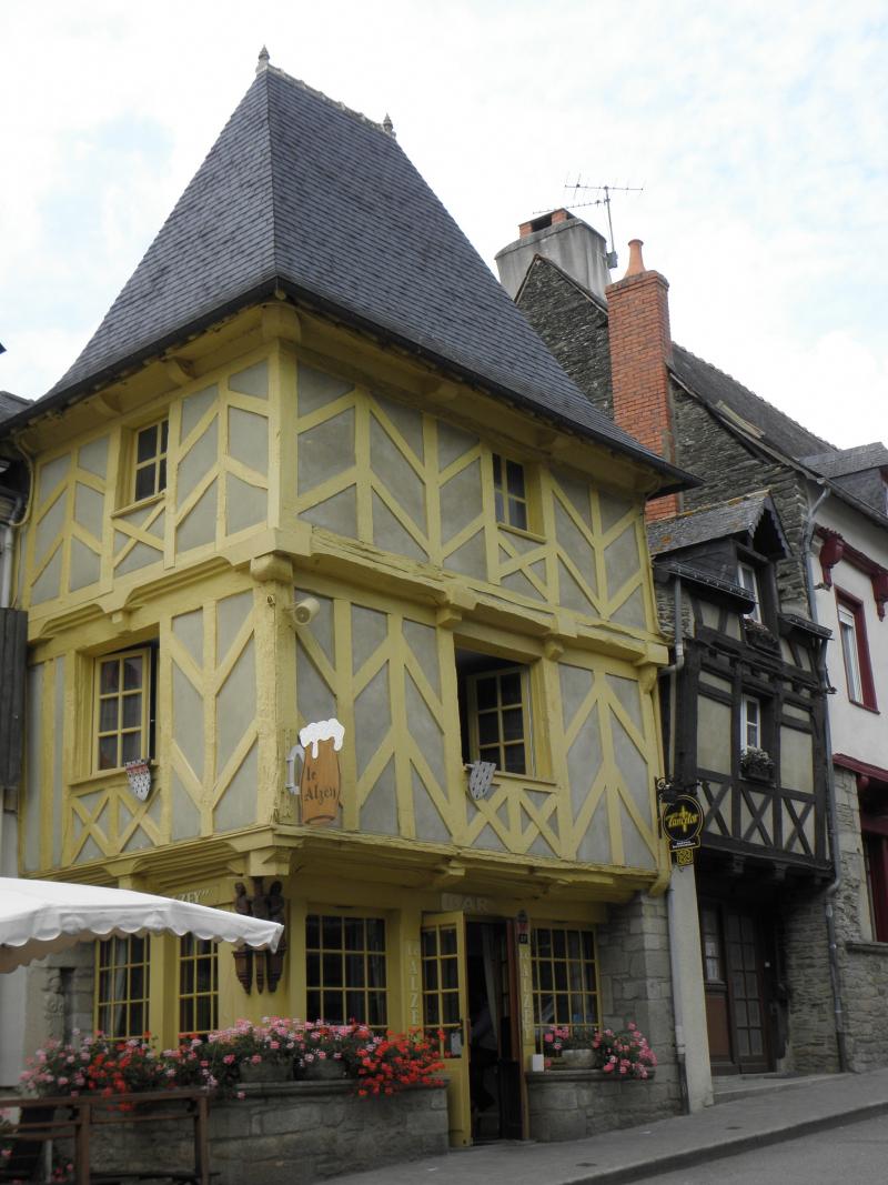 Vieilles maisons, Josselin