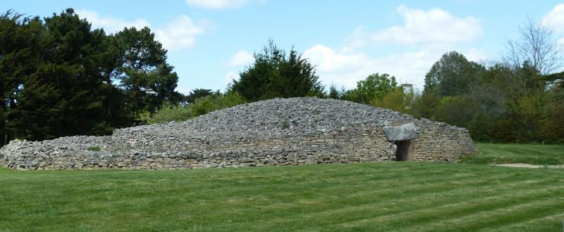 Tumulus, Locmariaquer