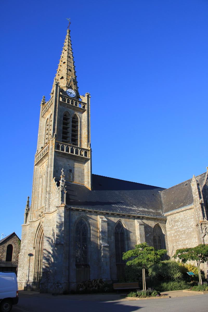 Église Saint-Pierre, Locoal-Mendon