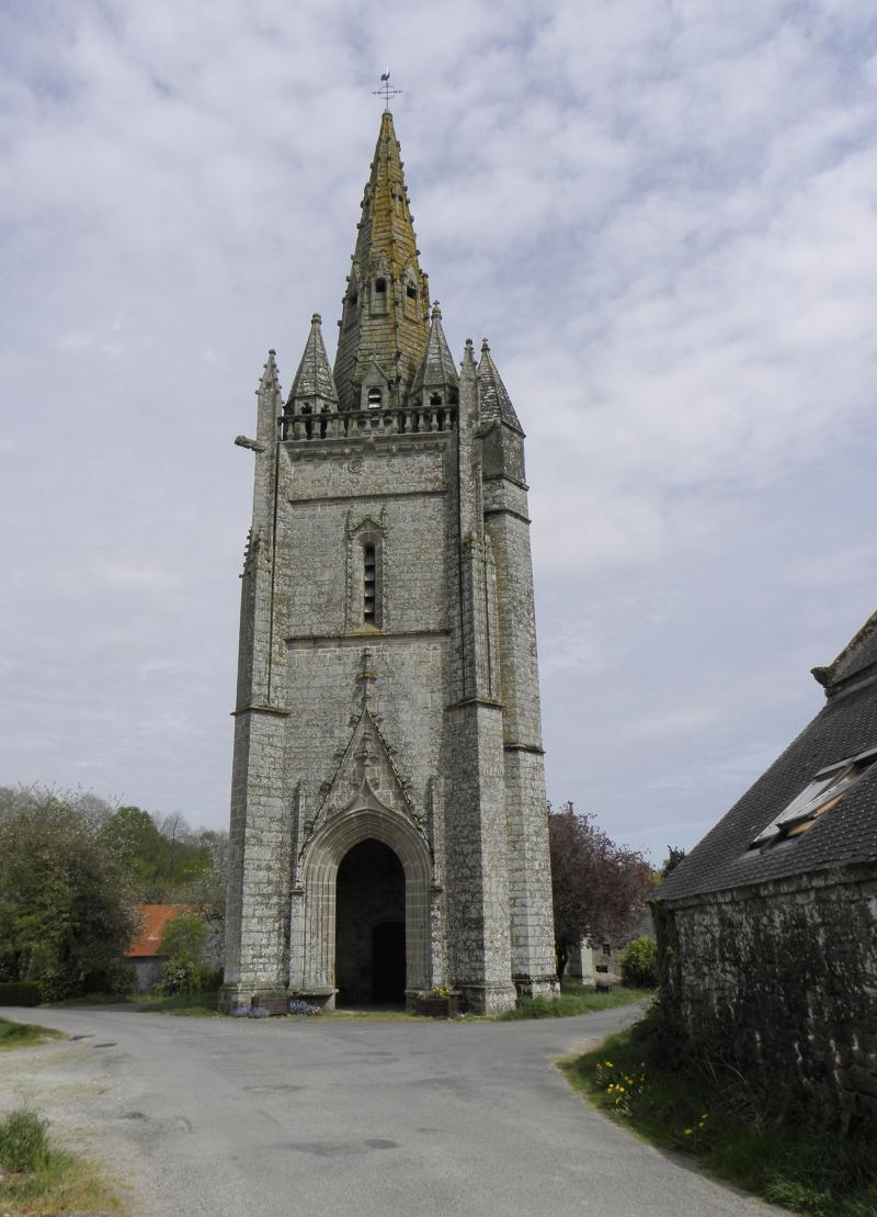 Chapelle de Locmaria et sa fontaine, Melrand