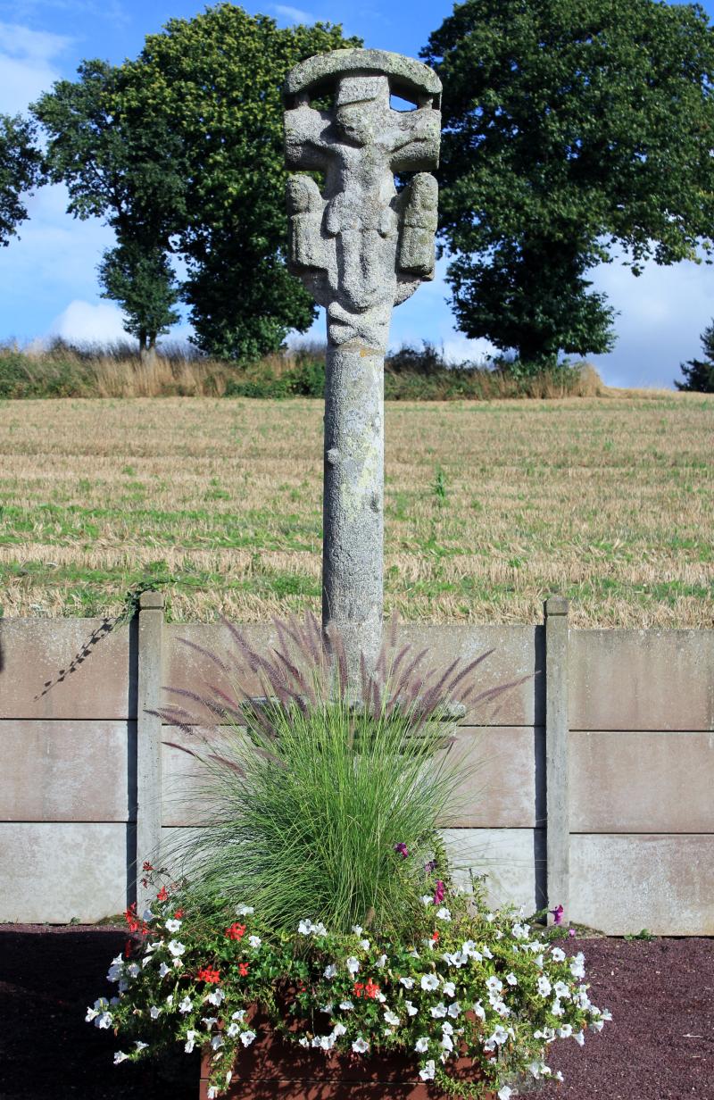 Calvaire du 16e siècle, Montertelot