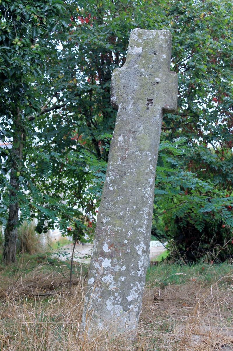 Croix de Locmiquel, Ploemel