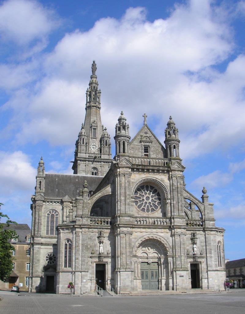 Site de la basilique de Sainte-Anne-d'Auray, Sainte-Anne-d'Auray