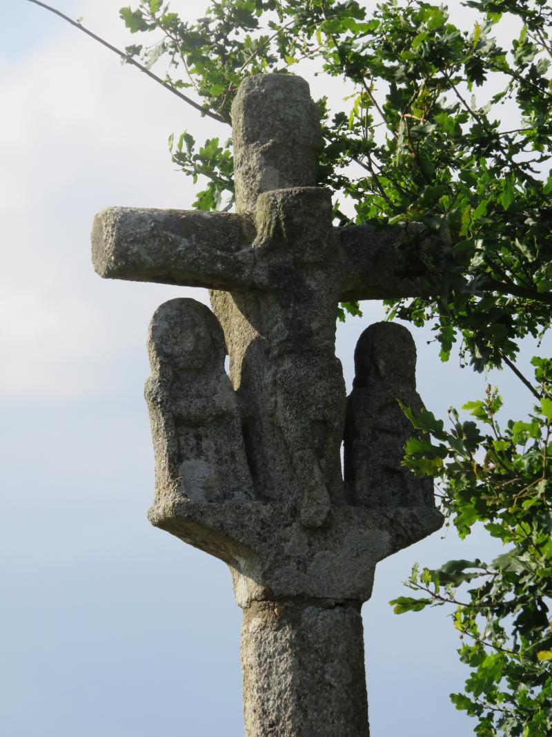 Croix de carrefour du 16e siècle, Saint-Gonnery